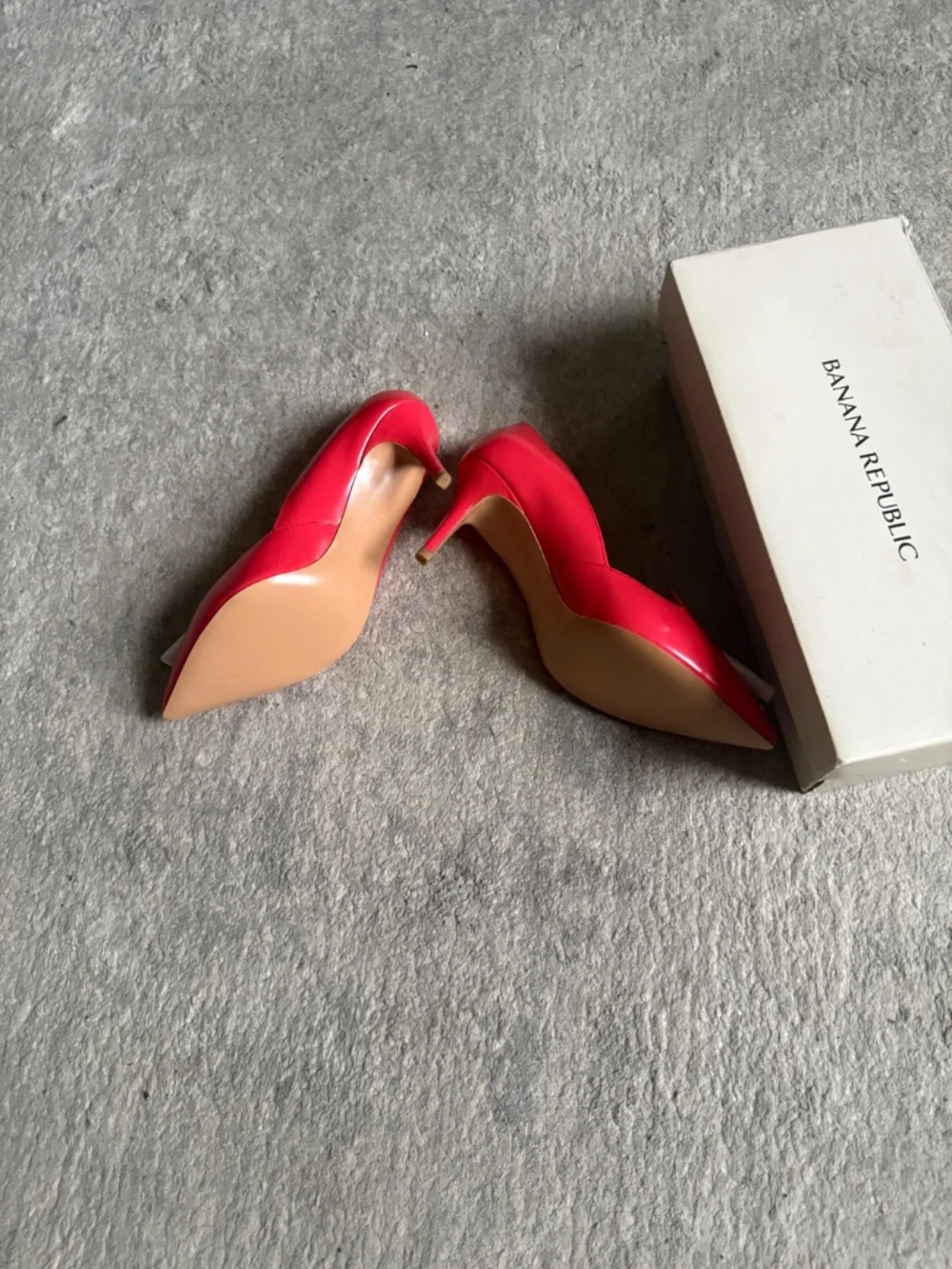 Banana Republic Women's Leather Pink Pointed Heels w/ Tassel Detail, 8.5, New